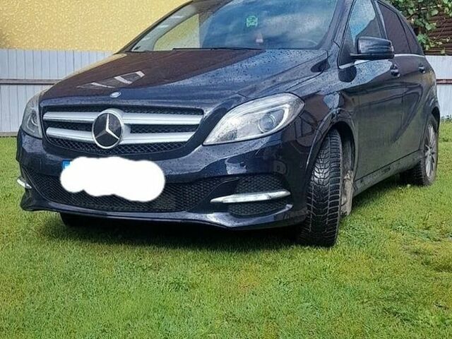 Синій Мерседес Б-клас, об'ємом двигуна 0 л та пробігом 88 тис. км за 10000 $, фото 3 на Automoto.ua