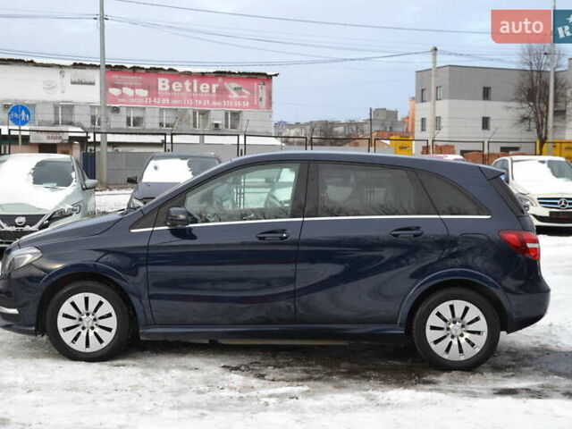 Синий Мерседес Б-класс, объемом двигателя 0 л и пробегом 80 тыс. км за 10500 $, фото 11 на Automoto.ua