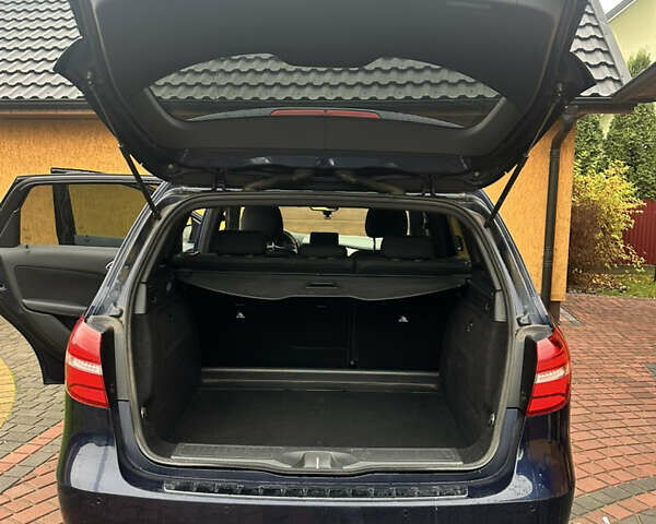 Синий Мерседес Б-класс, объемом двигателя 0 л и пробегом 143 тыс. км за 10200 $, фото 6 на Automoto.ua