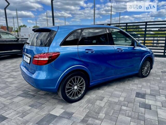 Синій Мерседес Б-клас, об'ємом двигуна 0 л та пробігом 104 тис. км за 10500 $, фото 10 на Automoto.ua