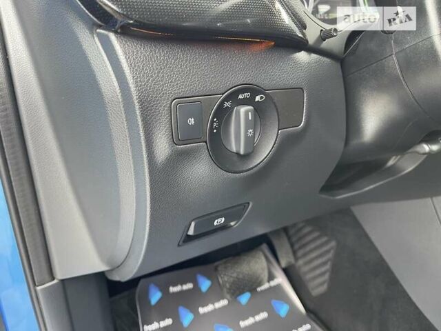 Синій Мерседес Б-клас, об'ємом двигуна 0 л та пробігом 104 тис. км за 10500 $, фото 13 на Automoto.ua