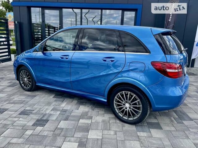 Синій Мерседес Б-клас, об'ємом двигуна 0 л та пробігом 104 тис. км за 10500 $, фото 6 на Automoto.ua
