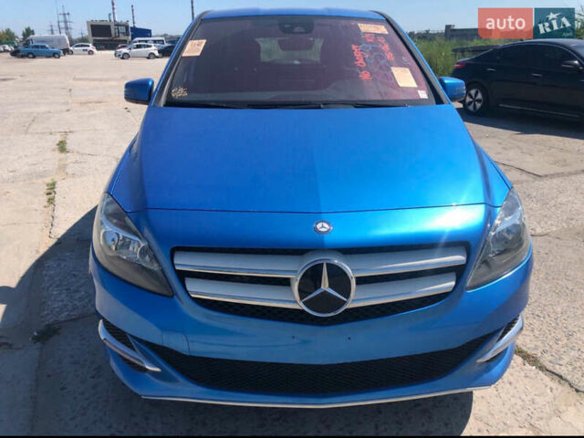 Синій Мерседес Б-клас, об'ємом двигуна 0 л та пробігом 69 тис. км за 14000 $, фото 1 на Automoto.ua
