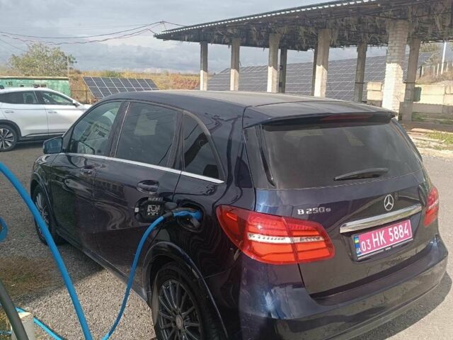 Синій Мерседес Б-клас, об'ємом двигуна 0 л та пробігом 102 тис. км за 11700 $, фото 4 на Automoto.ua