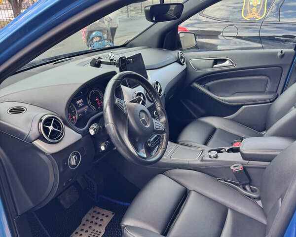 Синій Мерседес Б-клас, об'ємом двигуна 0 л та пробігом 159 тис. км за 11200 $, фото 18 на Automoto.ua