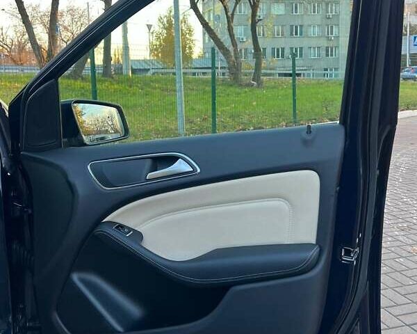 Синій Мерседес Б-клас, об'ємом двигуна 0 л та пробігом 63 тис. км за 11000 $, фото 14 на Automoto.ua