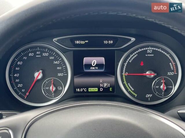 Синій Мерседес Б-клас, об'ємом двигуна 0 л та пробігом 104 тис. км за 10500 $, фото 15 на Automoto.ua