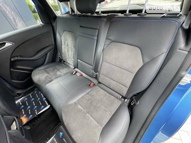 Синій Мерседес Б-клас, об'ємом двигуна 0 л та пробігом 104 тис. км за 10500 $, фото 23 на Automoto.ua