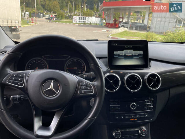 Синий Мерседес Б-класс, объемом двигателя 0 л и пробегом 90 тыс. км за 12500 $, фото 6 на Automoto.ua