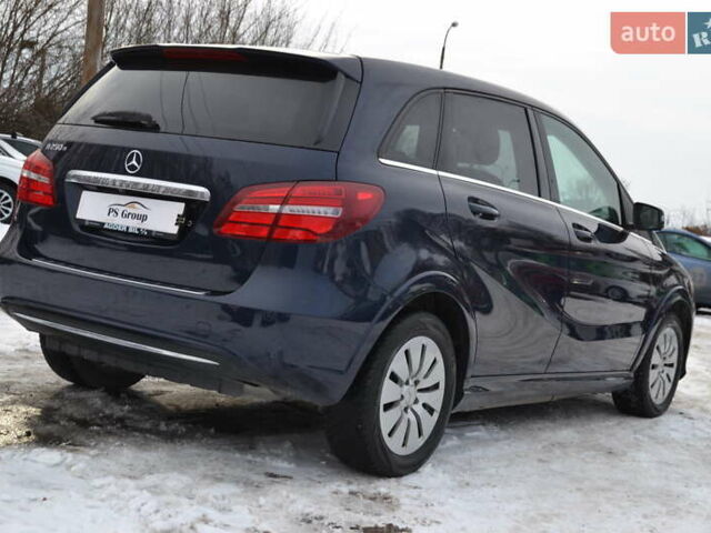 Синий Мерседес Б-класс, объемом двигателя 0 л и пробегом 80 тыс. км за 10500 $, фото 7 на Automoto.ua