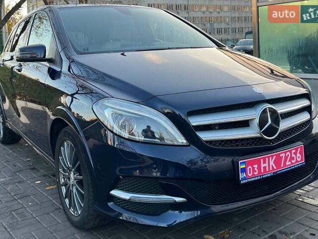 Синій Мерседес Б-клас, об'ємом двигуна 0 л та пробігом 63 тис. км за 11000 $, фото 4 на Automoto.ua