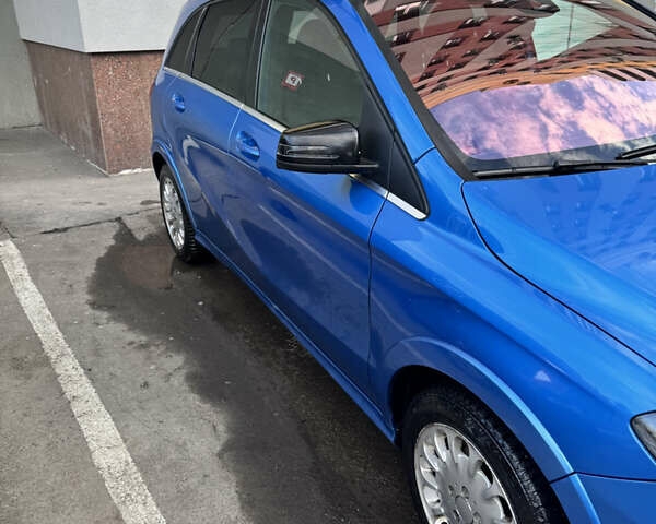 Синій Мерседес Б-клас, об'ємом двигуна 0 л та пробігом 159 тис. км за 11200 $, фото 1 на Automoto.ua