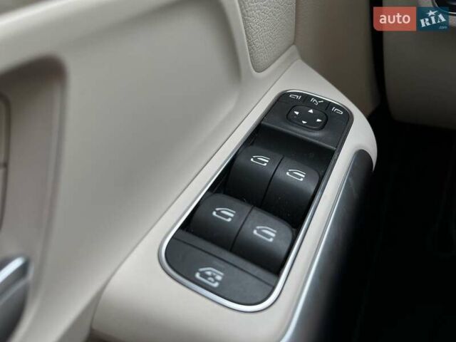 Синій Мерседес Б-клас, об'ємом двигуна 1.95 л та пробігом 7 тис. км за 36000 $, фото 24 на Automoto.ua