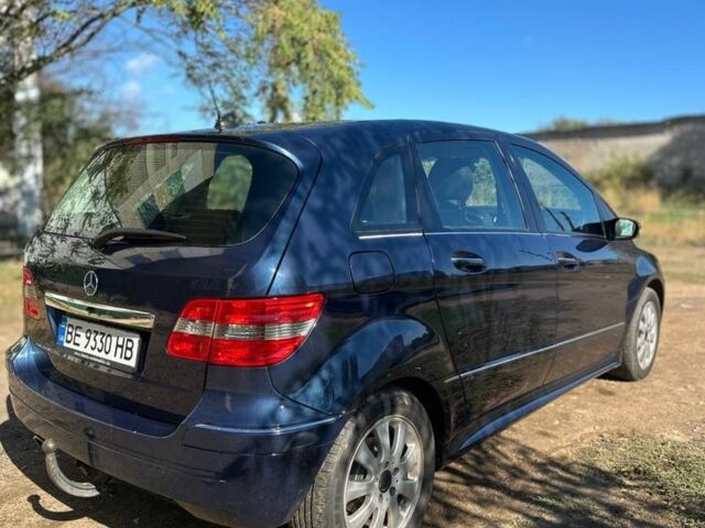 Синий Мерседес Б-класс, объемом двигателя 1.5 л и пробегом 108 тыс. км за 6800 $, фото 4 на Automoto.ua