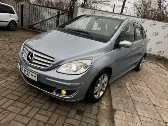 Синий Мерседес Б-класс, объемом двигателя 2 л и пробегом 147 тыс. км за 6300 $, фото 15 на Automoto.ua