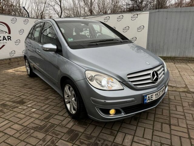 Синий Мерседес Б-класс, объемом двигателя 2 л и пробегом 147 тыс. км за 6300 $, фото 16 на Automoto.ua