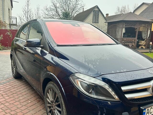 Синій Мерседес Б-клас, об'ємом двигуна 0 л та пробігом 144 тис. км за 10300 $, фото 5 на Automoto.ua