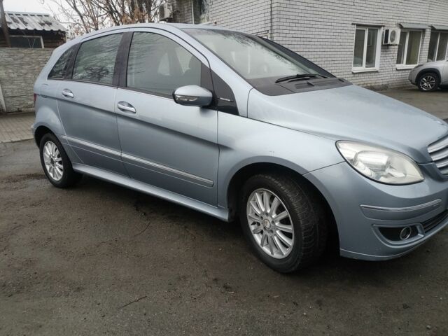 Синій Мерседес Б-клас, об'ємом двигуна 2 л та пробігом 76 тис. км за 7999 $, фото 2 на Automoto.ua