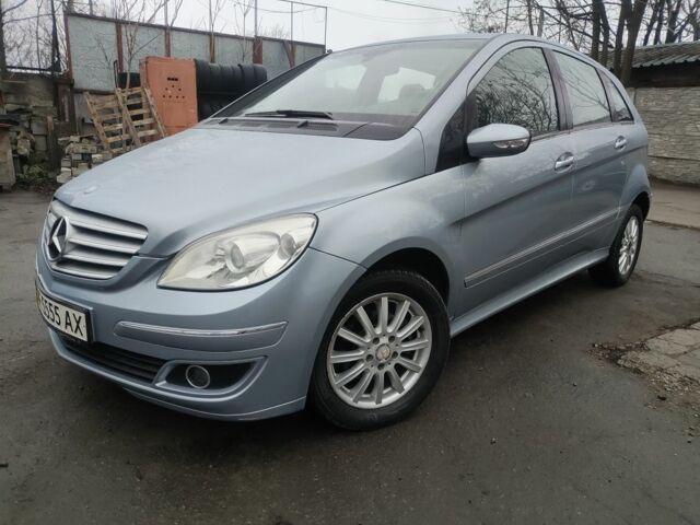 Синій Мерседес Б-клас, об'ємом двигуна 2 л та пробігом 76 тис. км за 7999 $, фото 1 на Automoto.ua