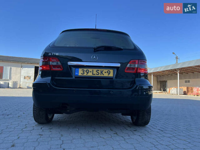 Мерседес Б-класс 2006 в Надворной на Automoto.ua Зеленый Мерседес Б-класс, объемом двигателя 1.7 л и пробегом 128 тыс. км за 6999 $, фото 9 на Automoto.ua