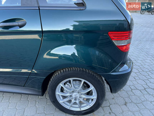 Мерседес Б-класс 2006 в Надворной на Automoto.ua Зеленый Мерседес Б-класс, объемом двигателя 1.7 л и пробегом 128 тыс. км за 6999 $, фото 20 на Automoto.ua