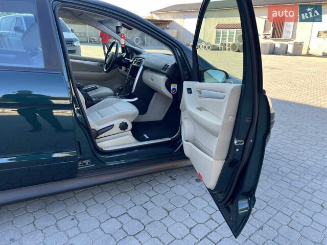 Мерседес Б-класс 2006 в Надворной на Automoto.ua Зеленый Мерседес Б-класс, объемом двигателя 1.7 л и пробегом 128 тыс. км за 6999 $, фото 32 на Automoto.ua