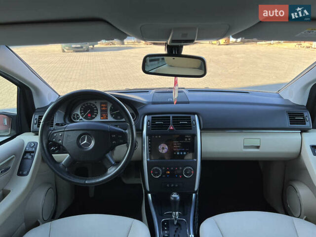 Мерседес Б-класс 2006 в Надворной на Automoto.ua Зеленый Мерседес Б-класс, объемом двигателя 1.7 л и пробегом 128 тыс. км за 6999 $, фото 35 на Automoto.ua