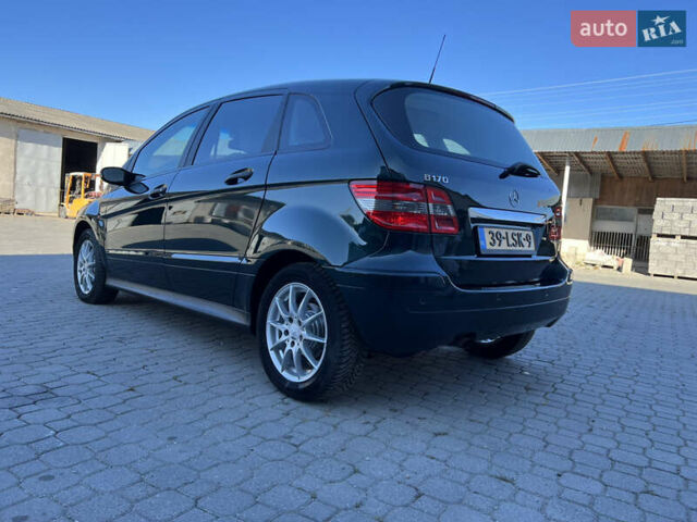 Мерседес Б-класс 2006 в Надворной на Automoto.ua Зеленый Мерседес Б-класс, объемом двигателя 1.7 л и пробегом 128 тыс. км за 6999 $, фото 11 на Automoto.ua