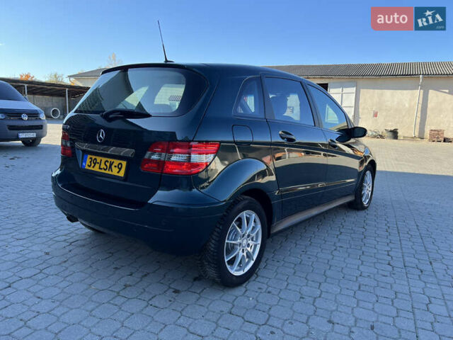 Мерседес Б-класс 2006 в Надворной на Automoto.ua Зеленый Мерседес Б-класс, объемом двигателя 1.7 л и пробегом 128 тыс. км за 6999 $, фото 6 на Automoto.ua