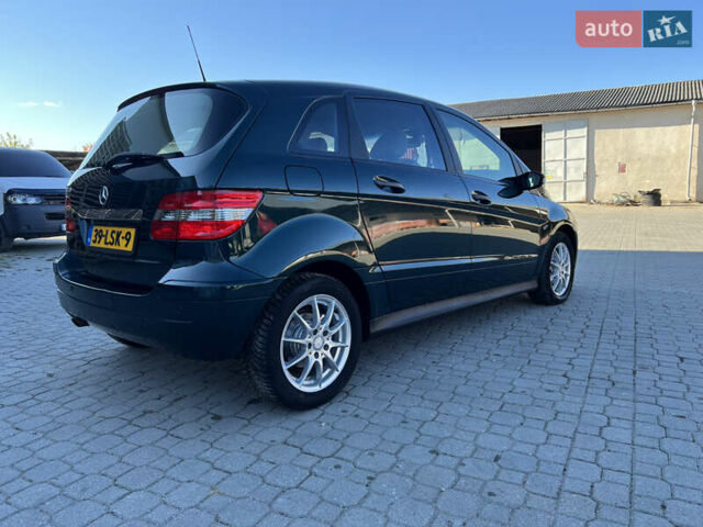 Мерседес Б-класс 2006 в Надворной на Automoto.ua Зеленый Мерседес Б-класс, объемом двигателя 1.7 л и пробегом 128 тыс. км за 6999 $, фото 4 на Automoto.ua