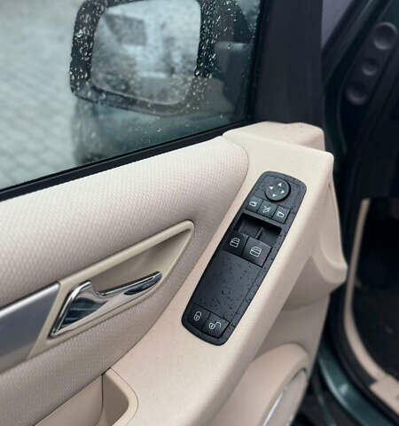 Зеленый Мерседес Б-класс, объемом двигателя 1.99 л и пробегом 211 тыс. км за 7500 $, фото 12 на Automoto.ua