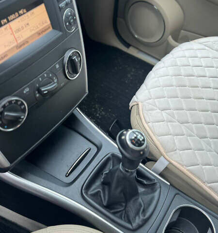 Зеленый Мерседес Б-класс, объемом двигателя 1.99 л и пробегом 211 тыс. км за 7500 $, фото 15 на Automoto.ua