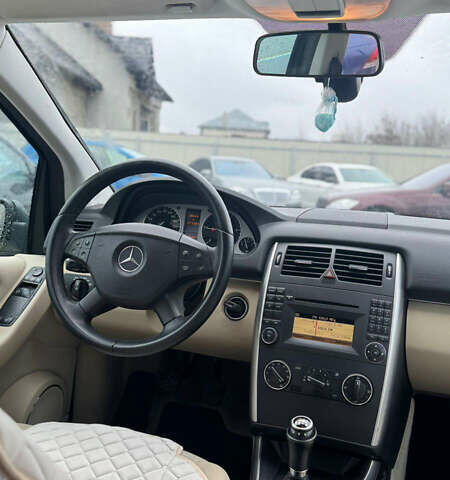 Зеленый Мерседес Б-класс, объемом двигателя 1.99 л и пробегом 211 тыс. км за 7500 $, фото 9 на Automoto.ua