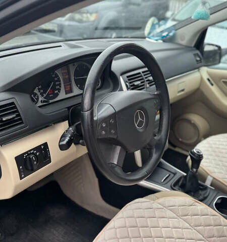 Зеленый Мерседес Б-класс, объемом двигателя 1.99 л и пробегом 211 тыс. км за 7500 $, фото 13 на Automoto.ua