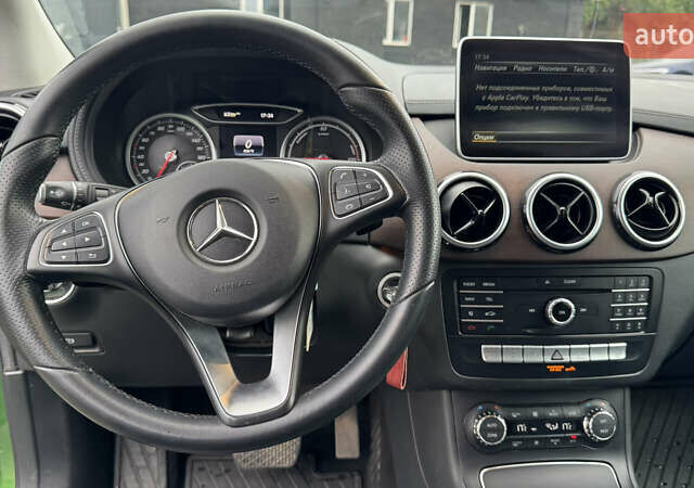 Зелений Мерседес Б-клас, об'ємом двигуна 0 л та пробігом 53 тис. км за 9999 $, фото 21 на Automoto.ua