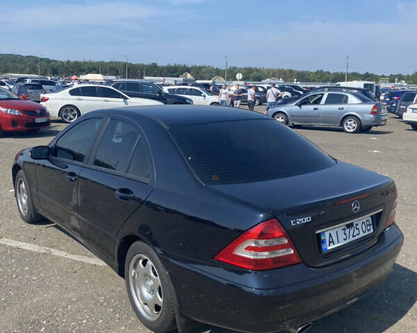 Синий Мерседес Ц 200, объемом двигателя 1.8 л и пробегом 167 тыс. км за 8000 $, фото 8 на Automoto.ua