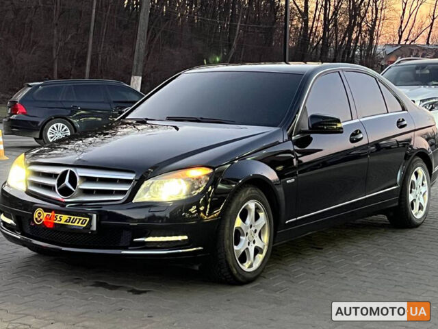 Чорний Мерседес Ц 250, об'ємом двигуна 2.2 л та пробігом 230 тис. км за 9700 $, фото 1 на Automoto.ua