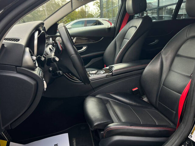 Мерседес Ц 300 2017 в Ивано-Франковске на Automoto.ua Черный Мерседес Ц 300, объемом двигателя 2 л и пробегом 121 тыс. км за 24000 $, фото 7 на Automoto.ua