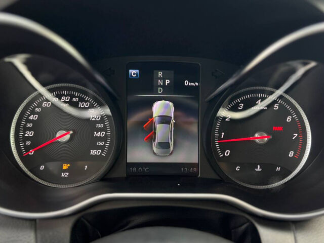 Мерседес Ц 300 2017 в Ивано-Франковске на Automoto.ua Черный Мерседес Ц 300, объемом двигателя 2 л и пробегом 121 тыс. км за 24000 $, фото 9 на Automoto.ua