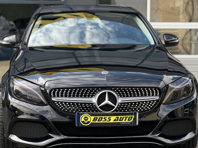 Мерседес Ц 300 2017 в Ивано-Франковске на Automoto.ua Черный Мерседес Ц 300, объемом двигателя 2 л и пробегом 121 тыс. км за 24000 $, фото 1 на Automoto.ua