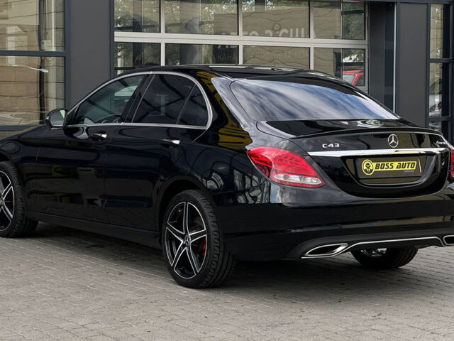 Мерседес Ц 300 2017 в Ивано-Франковске на Automoto.ua Черный Мерседес Ц 300, объемом двигателя 2 л и пробегом 121 тыс. км за 24000 $, фото 3 на Automoto.ua
