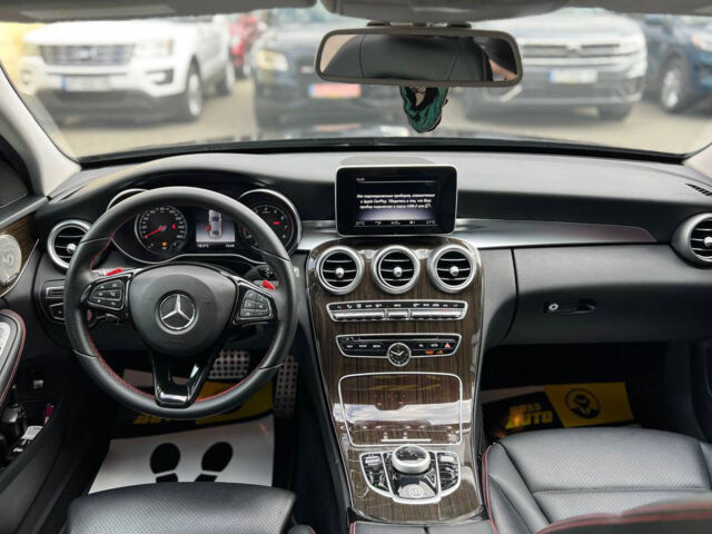 Мерседес Ц 300 2017 в Ивано-Франковске на Automoto.ua Черный Мерседес Ц 300, объемом двигателя 2 л и пробегом 121 тыс. км за 24000 $, фото 11 на Automoto.ua