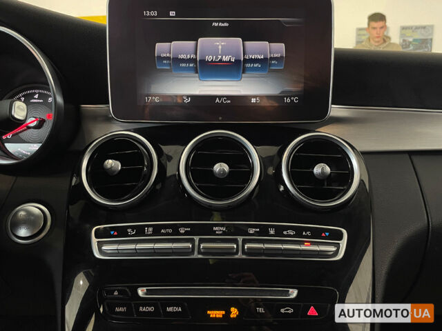 Белый Мерседес Ц 350, объемом двигателя 2 л и пробегом 93 тыс. км за 25500 $, фото 17 на Automoto.ua