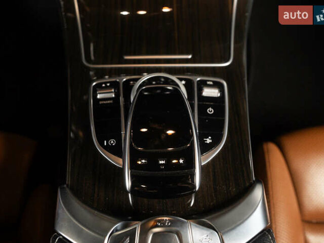 Білий Мерседес Ц-Клас, об'ємом двигуна 1.99 л та пробігом 134 тис. км за 33900 $, фото 30 на Automoto.ua