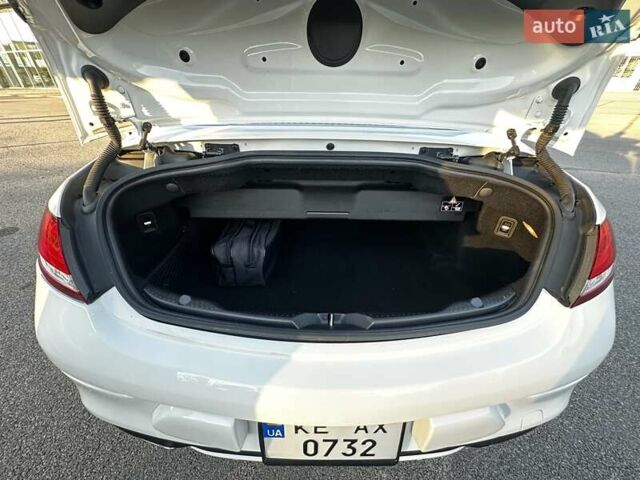 Белый Мерседес Ц-Класс, объемом двигателя 1.99 л и пробегом 120 тыс. км за 32000 $, фото 8 на Automoto.ua