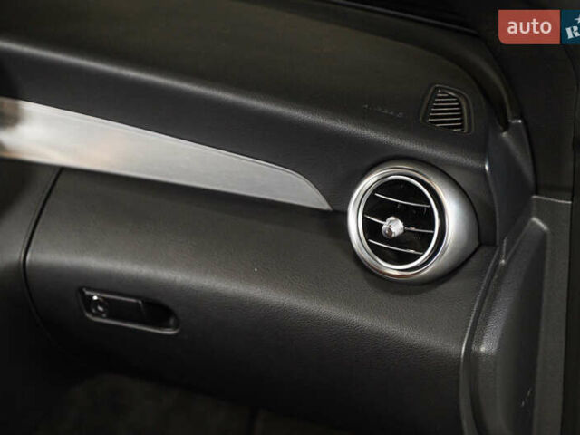 Білий Мерседес Ц-Клас, об'ємом двигуна 1.99 л та пробігом 134 тис. км за 33900 $, фото 42 на Automoto.ua