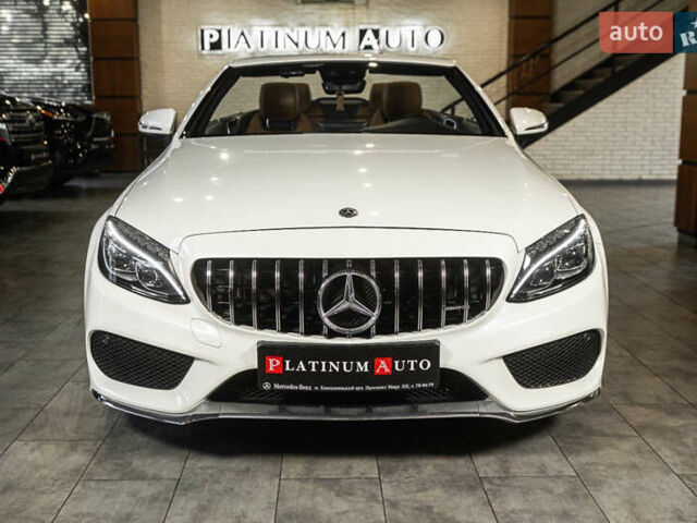 Білий Мерседес Ц-Клас, об'ємом двигуна 1.99 л та пробігом 134 тис. км за 33900 $, фото 2 на Automoto.ua