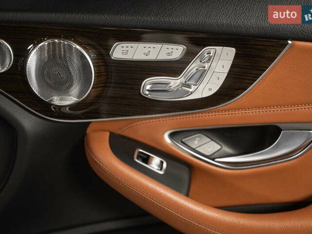 Білий Мерседес Ц-Клас, об'ємом двигуна 1.99 л та пробігом 134 тис. км за 33900 $, фото 44 на Automoto.ua