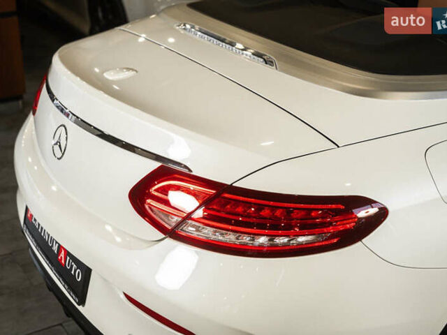 Білий Мерседес Ц-Клас, об'ємом двигуна 1.99 л та пробігом 134 тис. км за 33900 $, фото 8 на Automoto.ua
