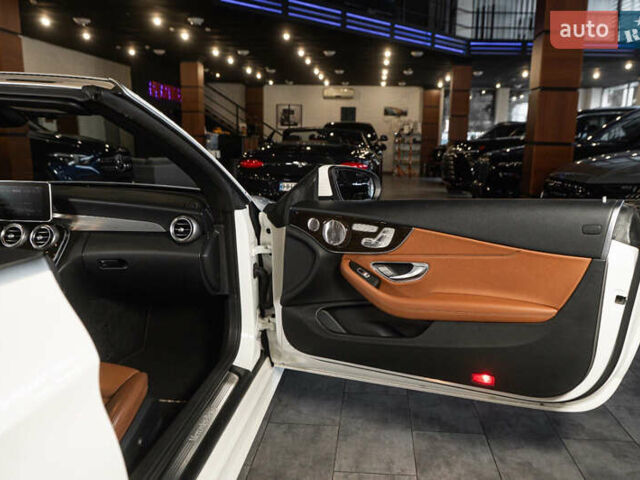 Білий Мерседес Ц-Клас, об'ємом двигуна 1.99 л та пробігом 134 тис. км за 33900 $, фото 45 на Automoto.ua